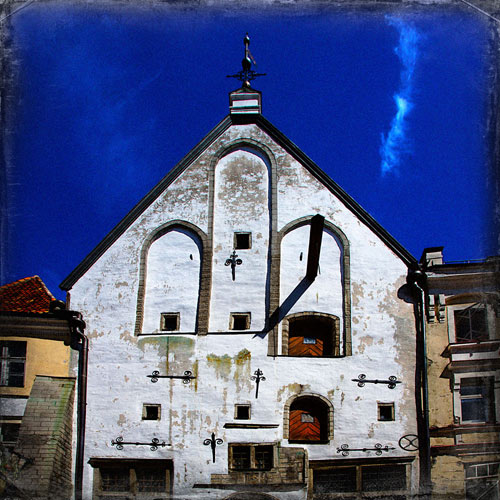 53d405867ff4d39917a84019_bosworth_fineart_baltic_09.jpg
