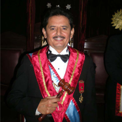 544184fcefdf4d1234b6c2c1_10RolandoParedes.jpg