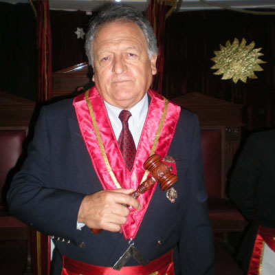 54418567efdf4d1234b6c2c6_5RicardoBustos.jpg